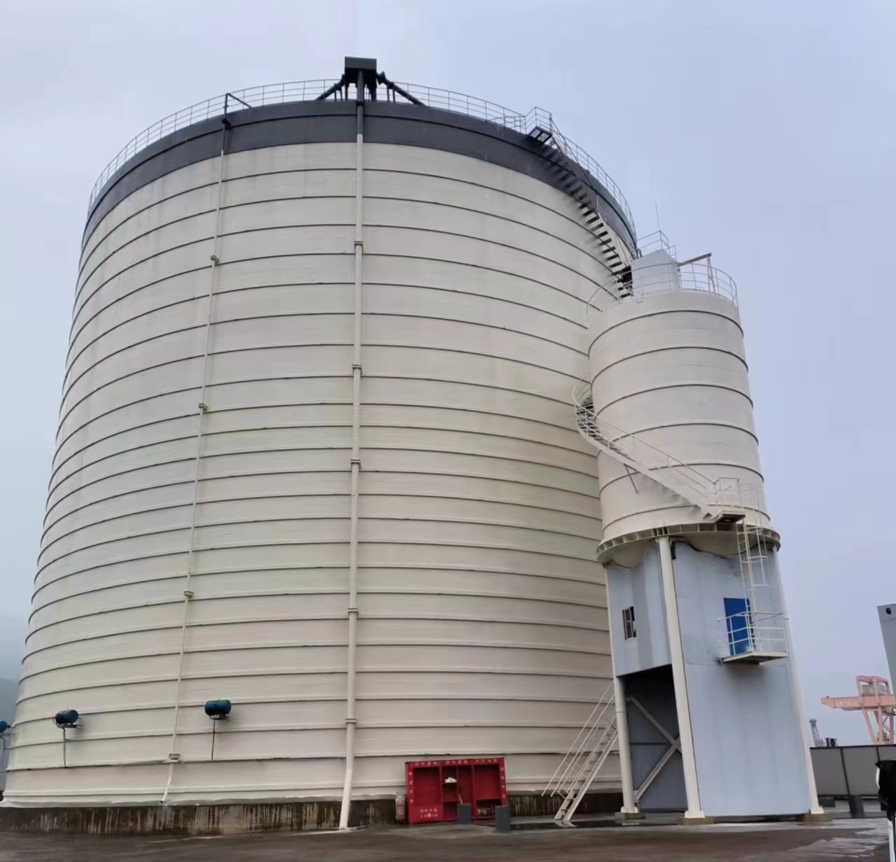 盖州10万吨水泥钢板库